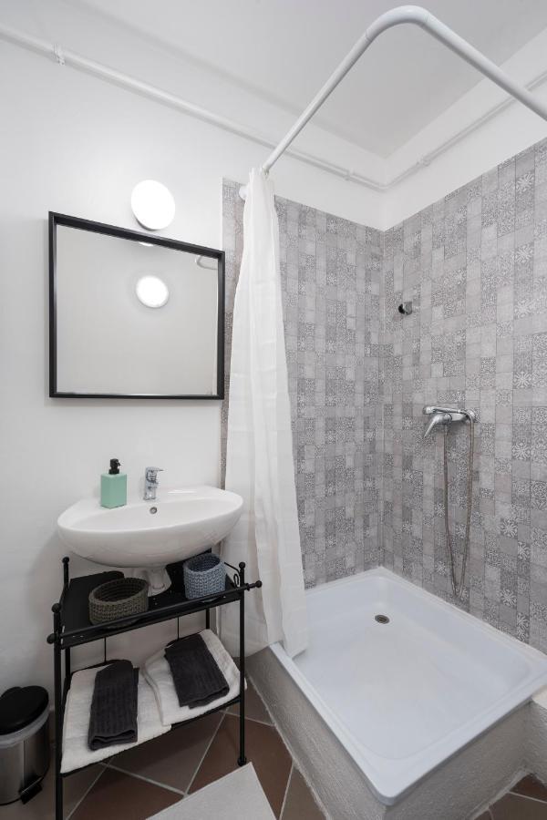 Bella Ciao Apartment บาดัคชอยโตมาย ภายนอก รูปภาพ