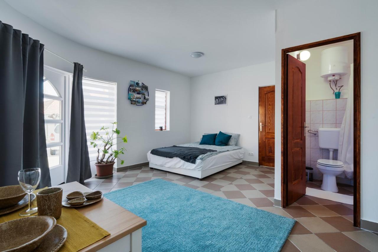Bella Ciao Apartment บาดัคชอยโตมาย ภายนอก รูปภาพ
